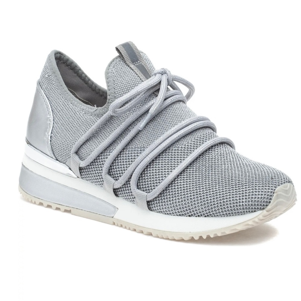 Urban Sport by J/Slides Mara M Sneakers